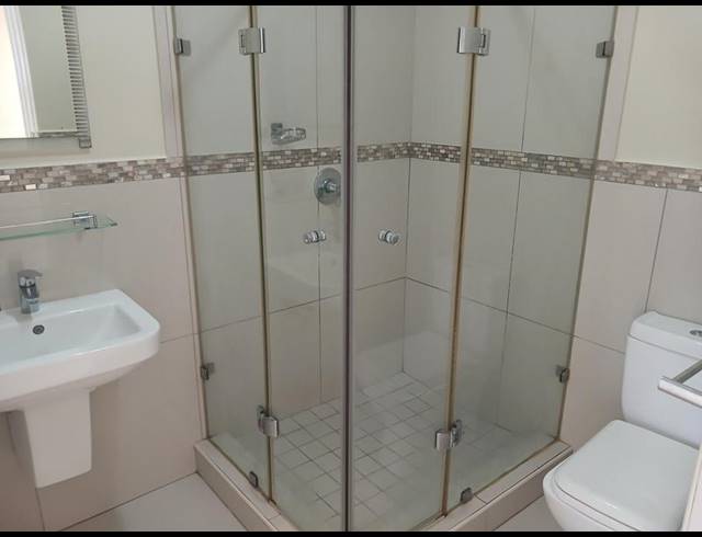 2 BEDROOM APARTMENT FOR SALE IN UMHLANGA RIDGE